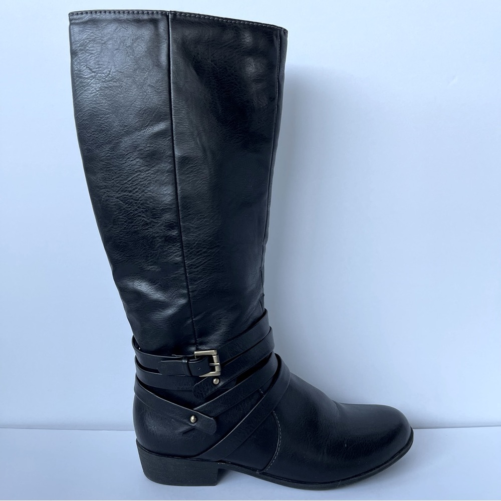 Natural Sole by Naturalizer Riding Boot. Ladies Size 8.5.